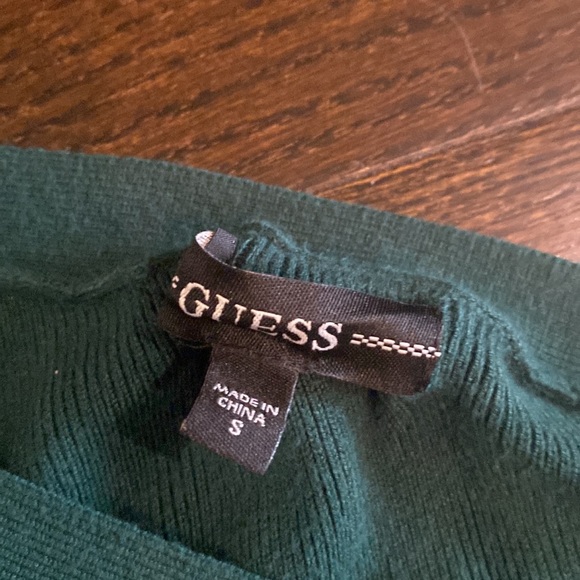 Small guess sweater dress - Picture 2 of 2